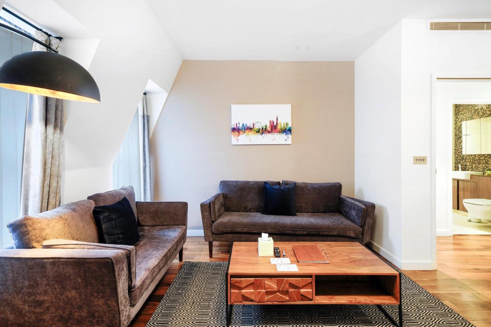 Monument Serviced Apartments By Lovelystay London Exterior photo